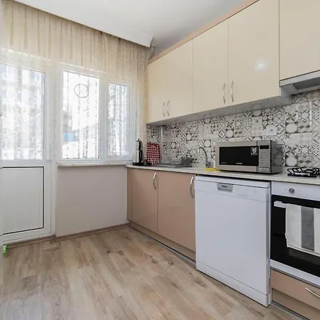 Apartment Fresh In Authentic Neighborhood Bursa