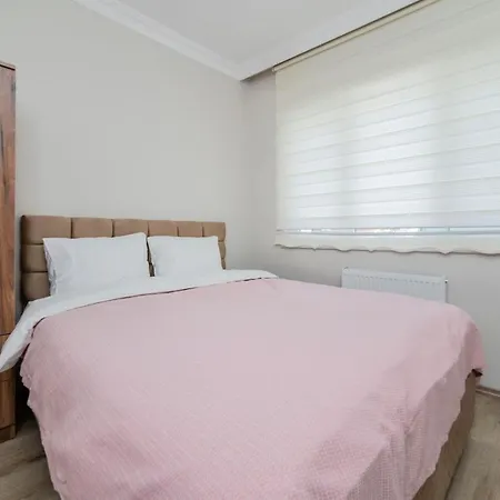 Apartment Fresh In Authentic Neighborhood Bursa