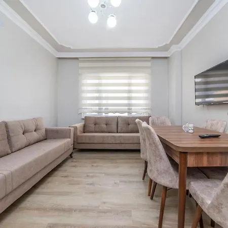Apartment Fresh In Authentic Neighborhood